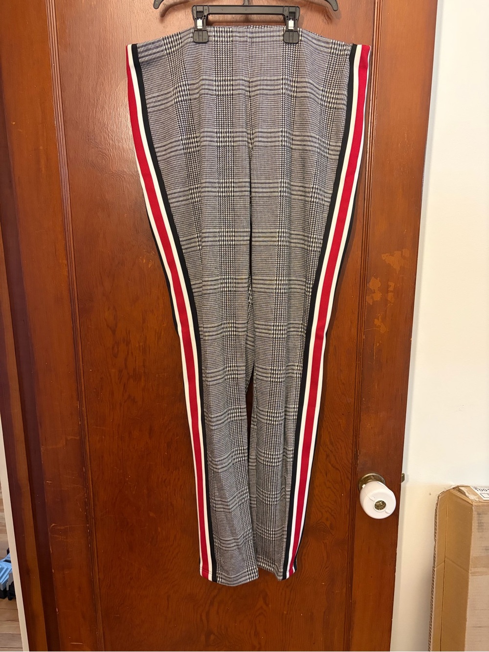 NWT Express Mid-Rise Plaid Stretch Skinny Pants with Side Racing Stripes